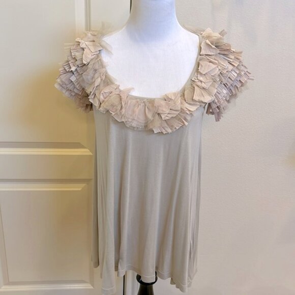 Valentino lace decorative tshirt - Picture 1 of 7